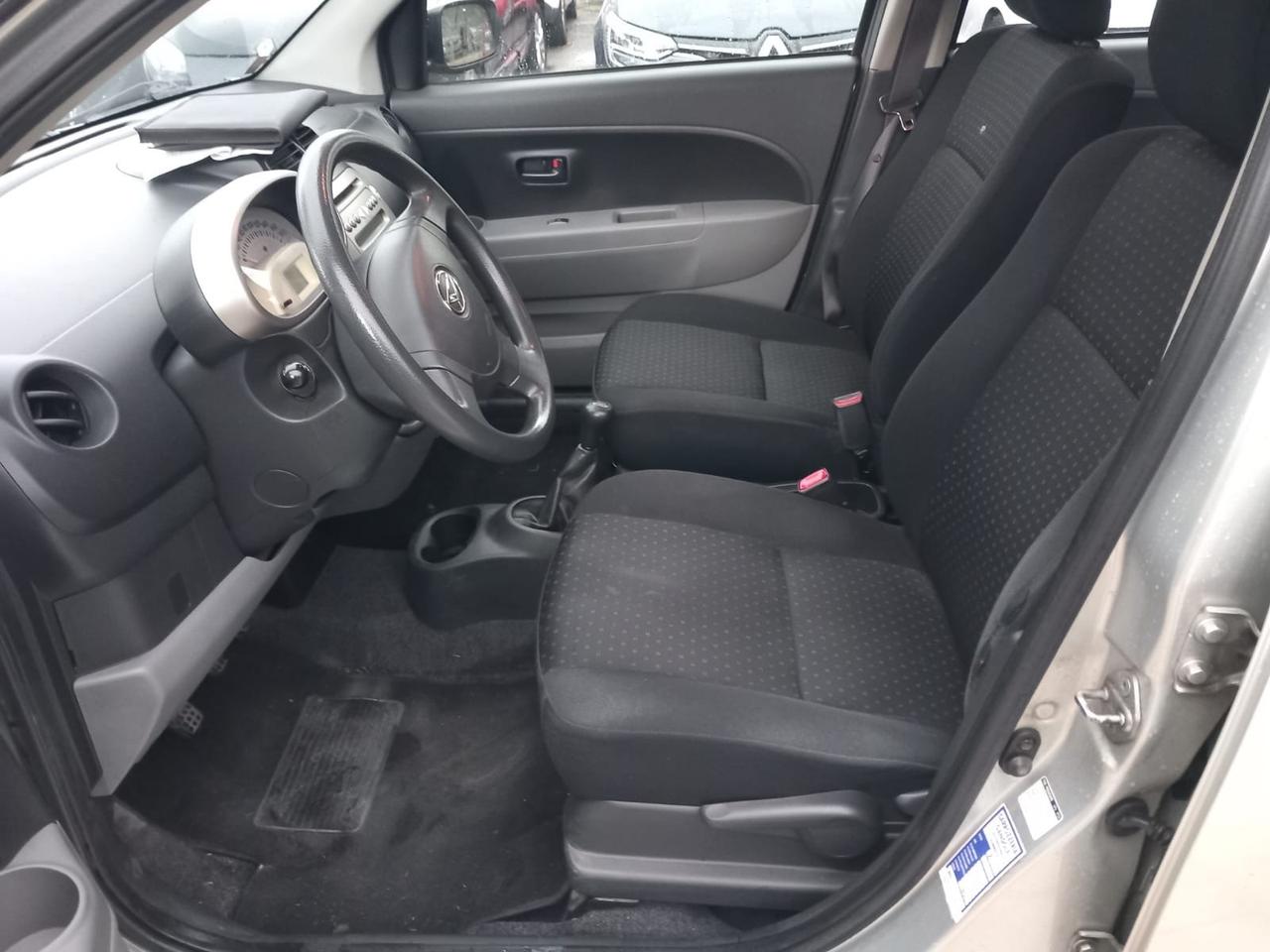 Daihatsu Sirion 1.0 Hiro