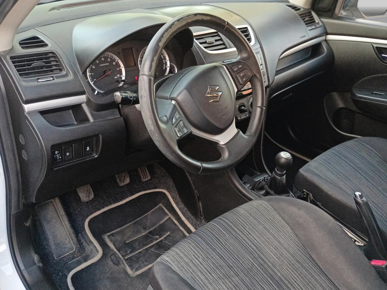 Suzuki Swift 1.6 gpl