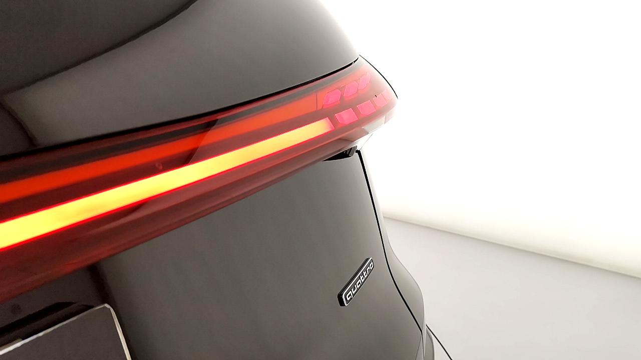 AUDI Q5 II 2025 Sportback - Q5 Sportback 2.0 tdi mhev+ S line edition quattro 204cv s-tronic