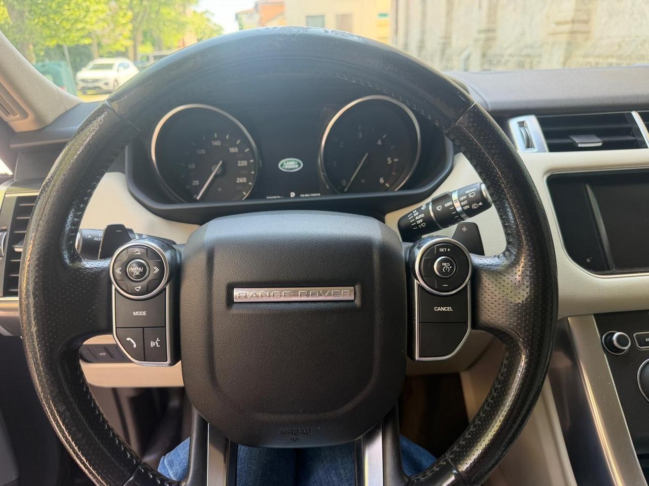 Land Rover Range Sport 3.0 TDV6 HSE Dynamic