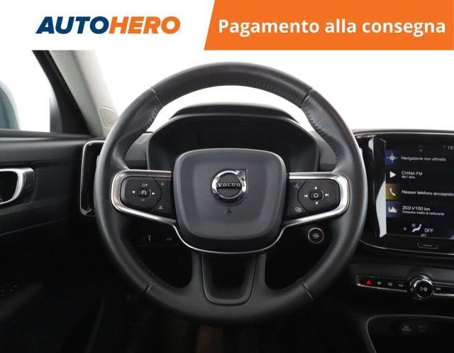 VOLVO XC40 T3 Momentum