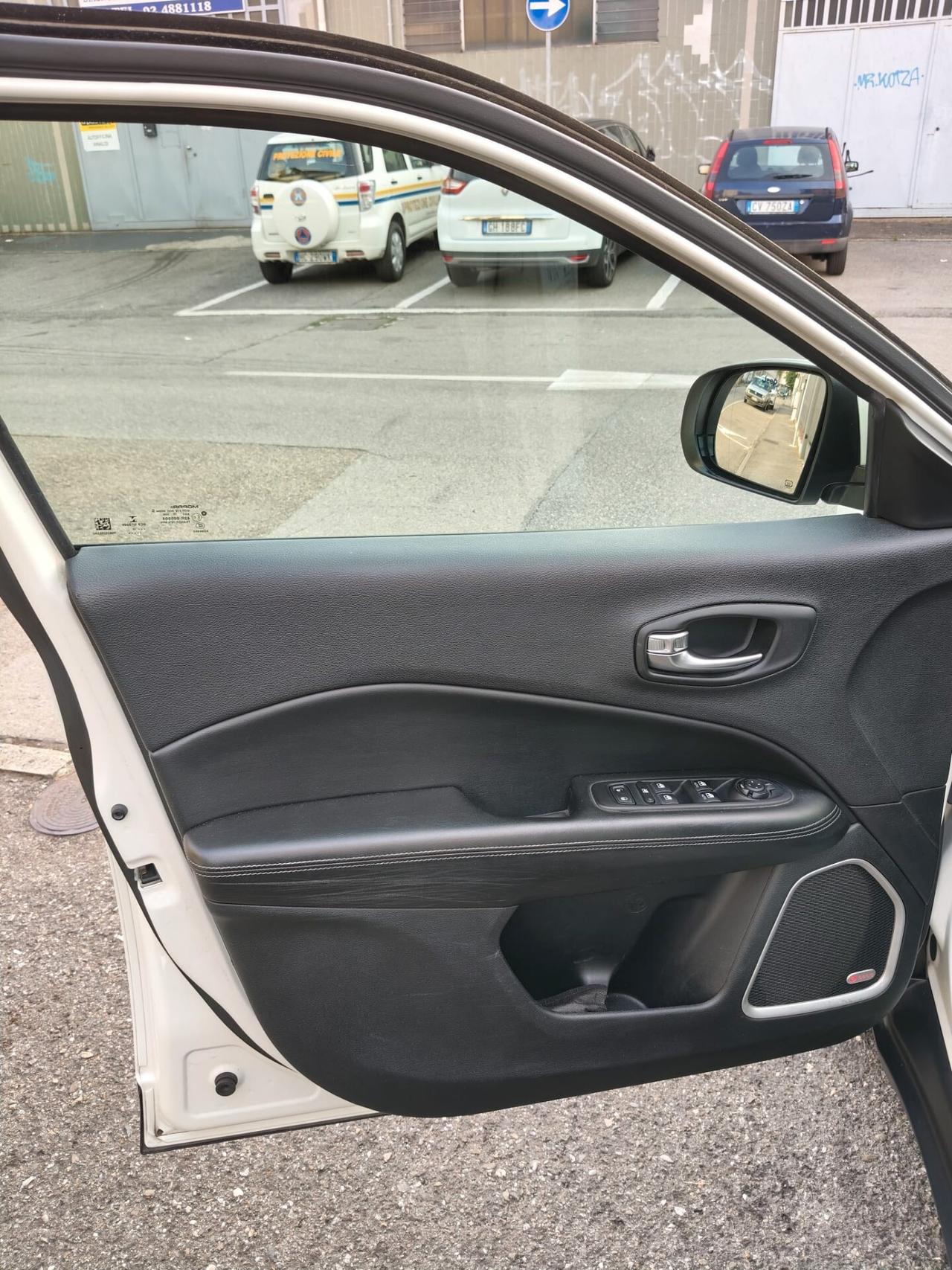 Jeep Compass cambio manuale