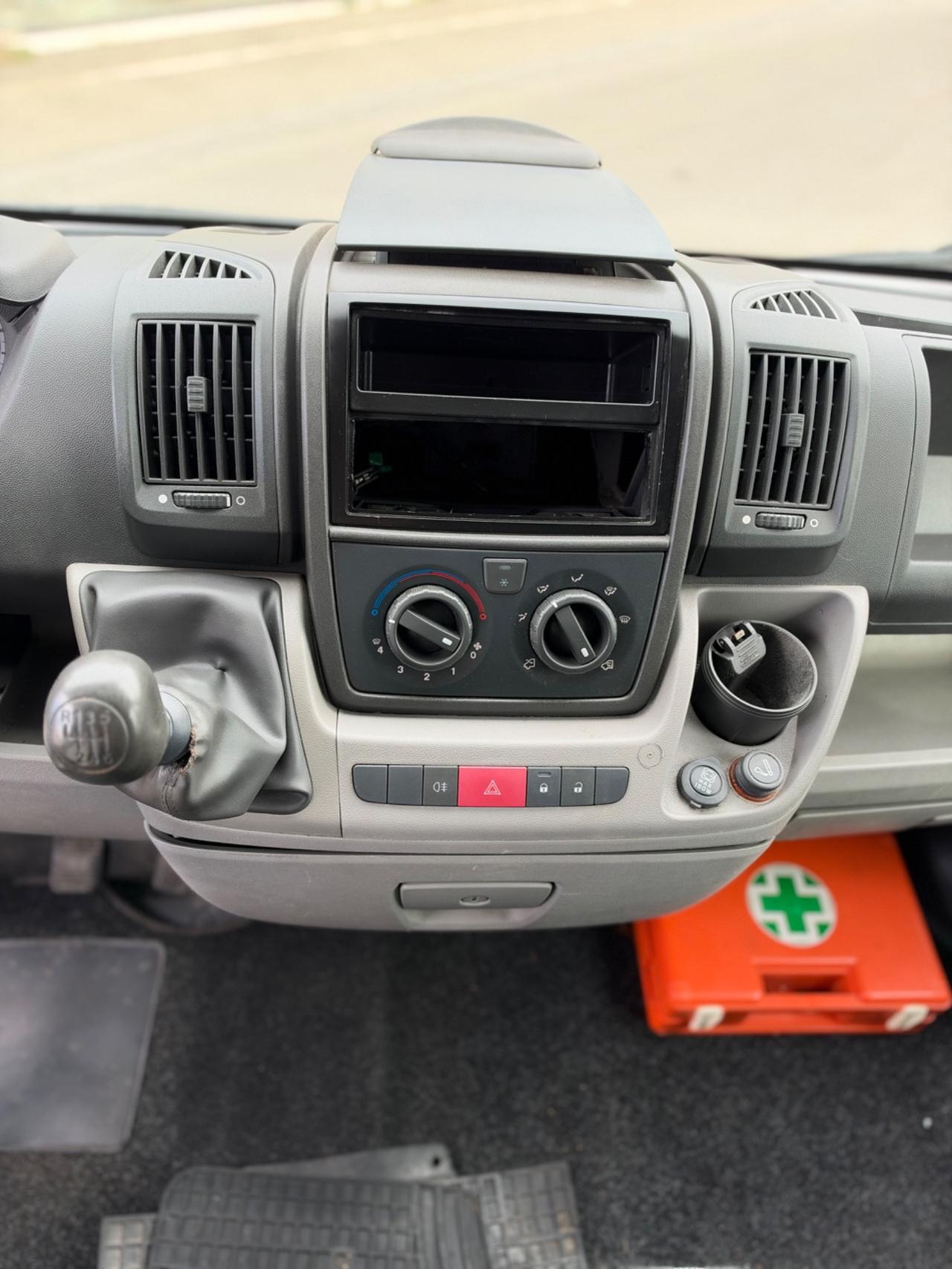 Peugeot Boxer 333 2.2 HDI 120 PC-TN Isotermico