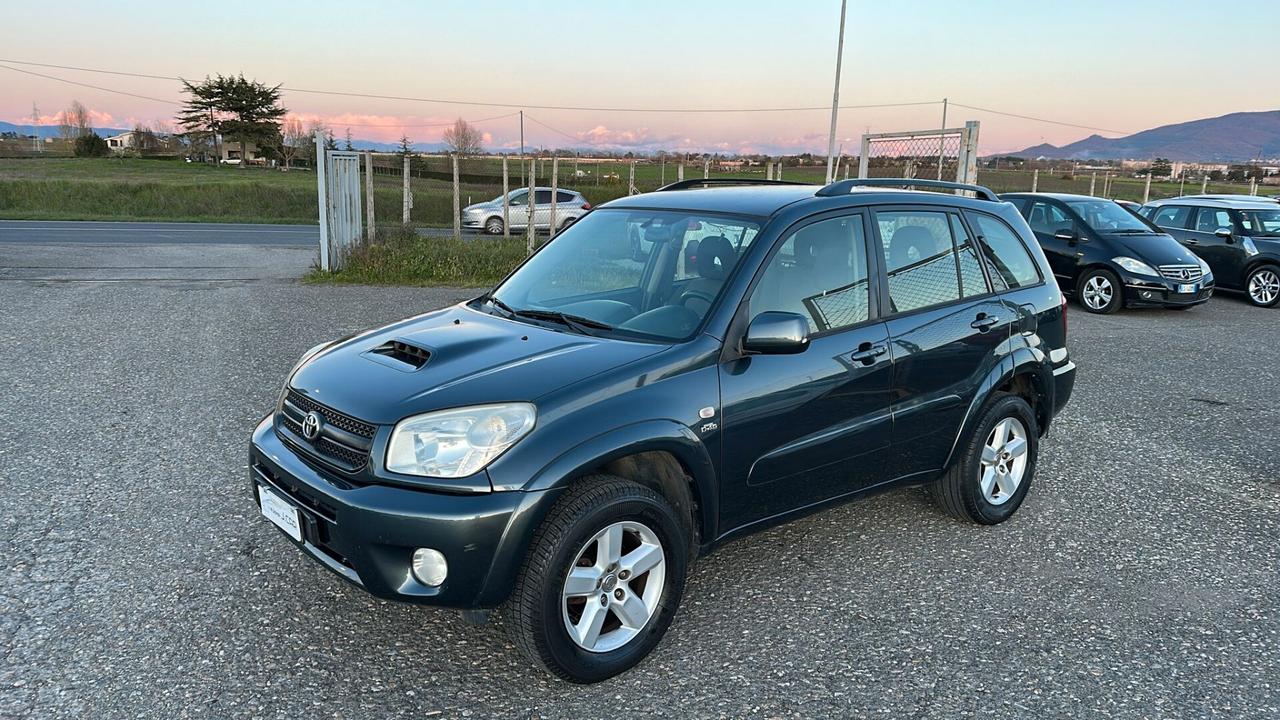 Toyota RAV 4 RAV4 2.0 Tdi D-4D cat 5 porte Sol