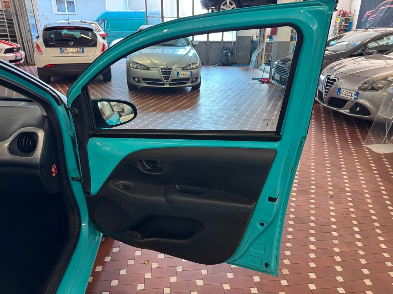 Citroen C1 VTi 68 5 porte Shine - UNICO PROPRIETARIO