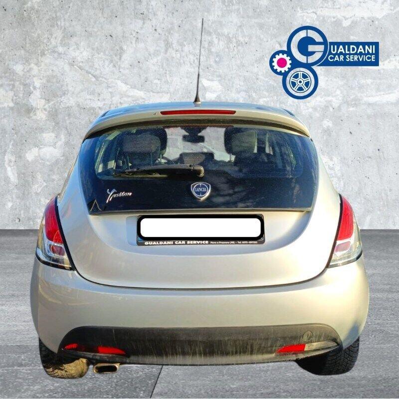 Lancia Ypsilon Ypsilon 1.2 69 CV 5 porte Silver