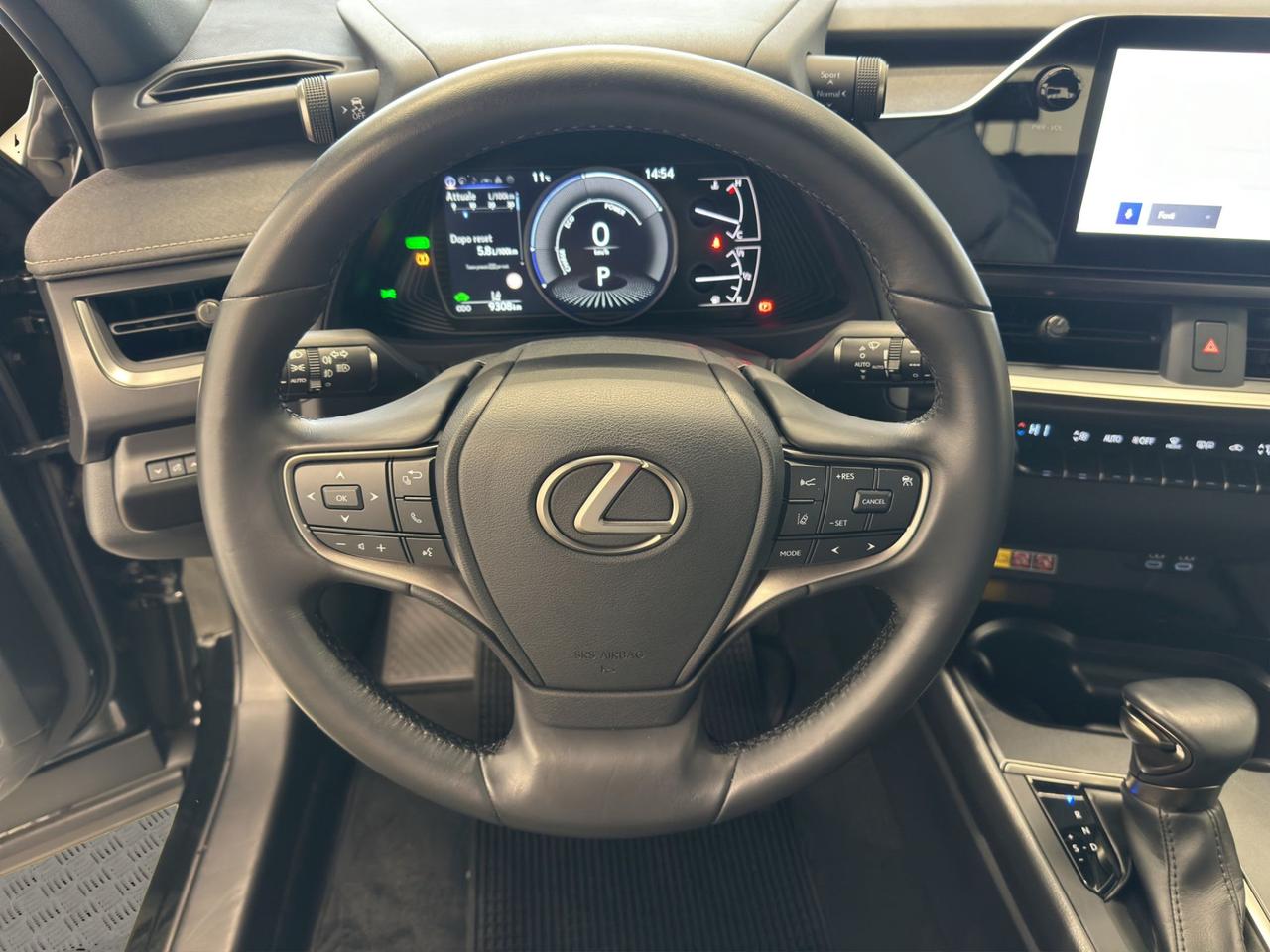 Lexus UX 250h 2.0 Urban 2wd cvt