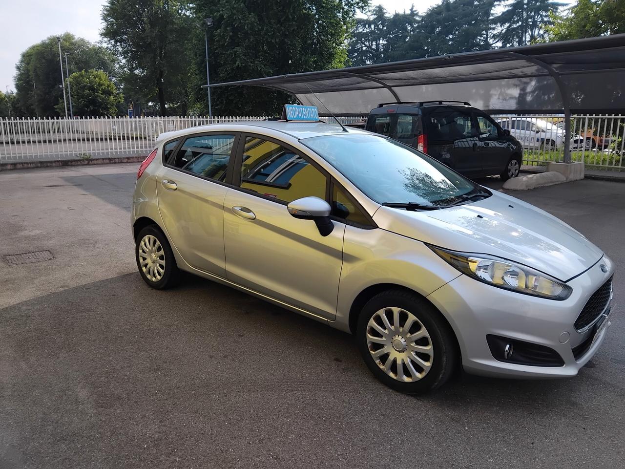 Ford Fiesta 1.4 5p. Bz.- GPL Titanium