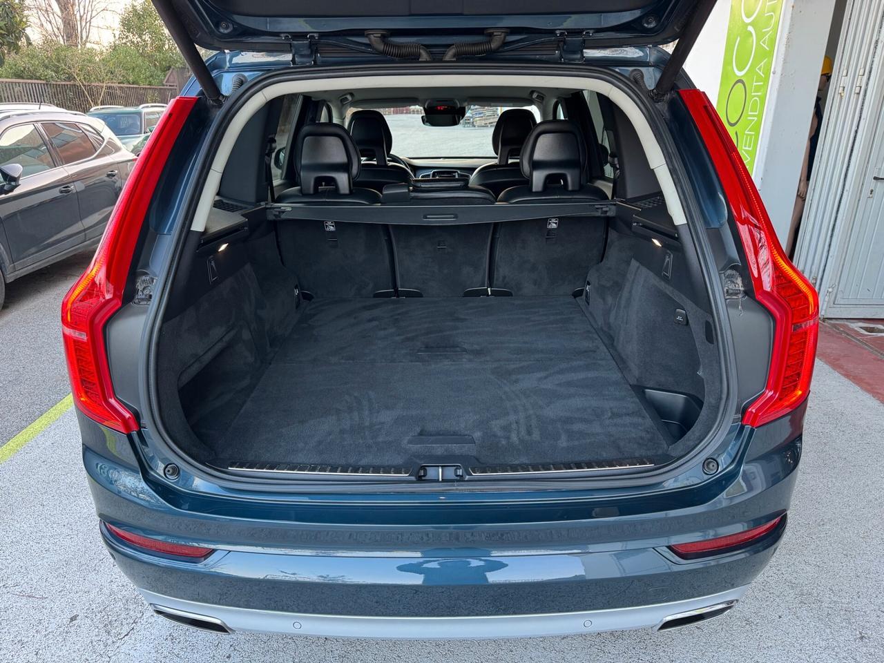 Volvo XC 90 XC90 B5 AWD GEARTR MOMENTUM HYBRID GARAN24ME