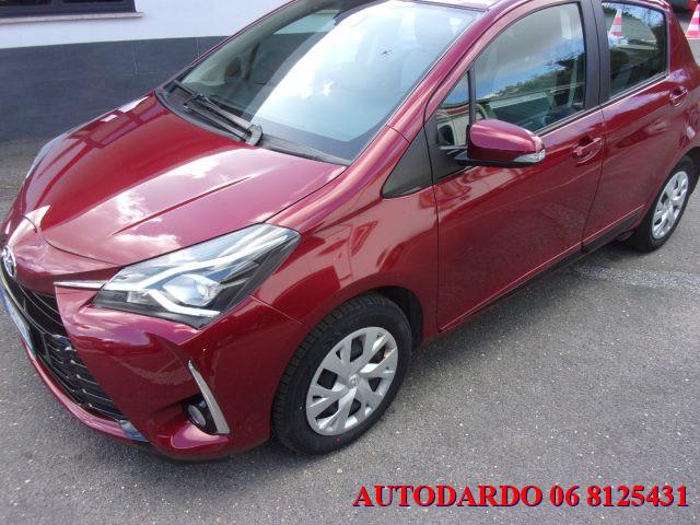 TOYOTA Yaris 1.5 5 porte LOUNGE
