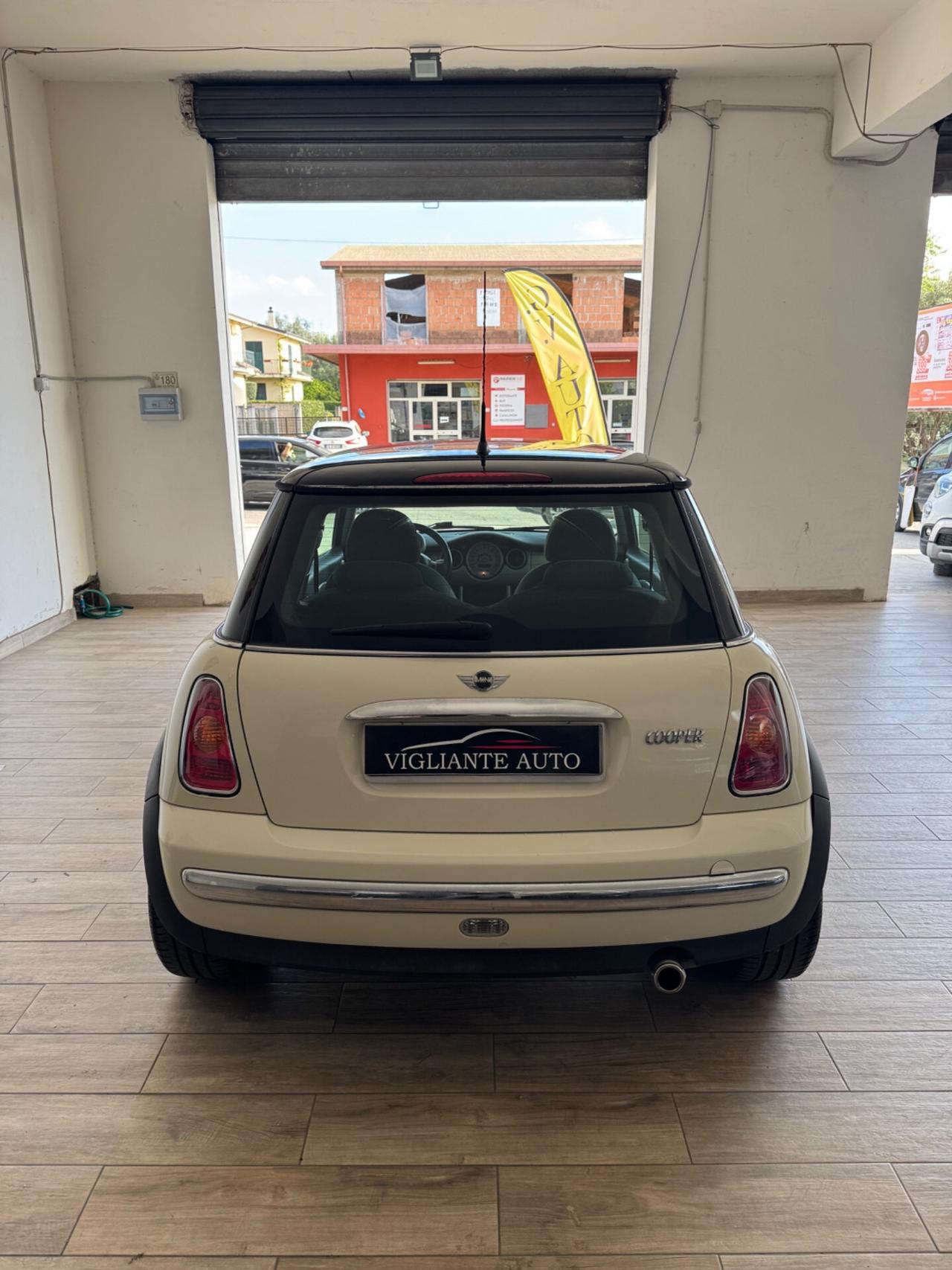 Mini Mini 1.6 16V Cooper