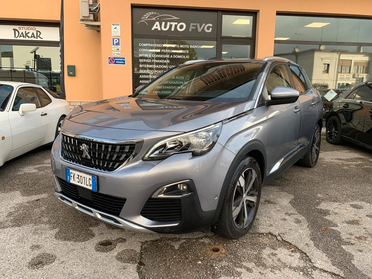 Peugeot 3008 BlueHDi 120 S&S "Allure" Unicoprop.
