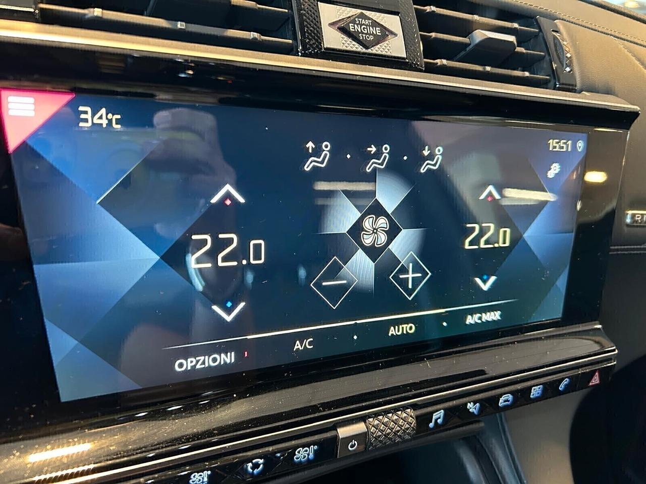 Ds DS 7 Crossback GRAND CHIC BlueHDi 130 aut. RIVOLI SPOTICAR