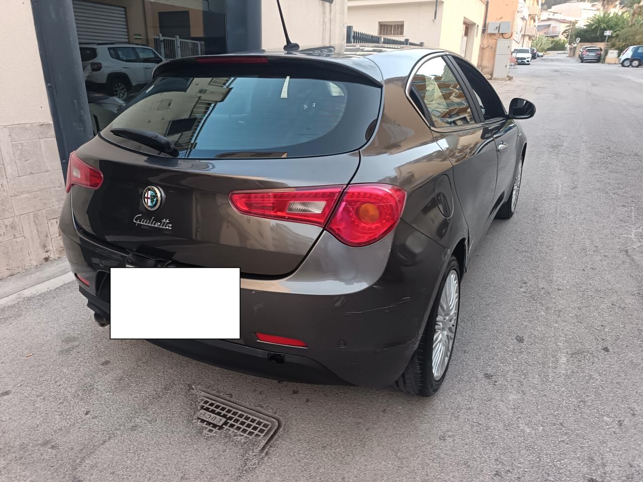 Alfa Romeo Giulietta 1.6 mj 105 CV Distinctive