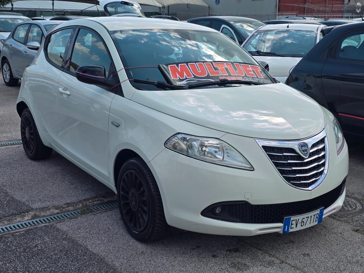 Lancia Ypsilon 1.3 MJT 95cv 5 porte S&S Elefantino