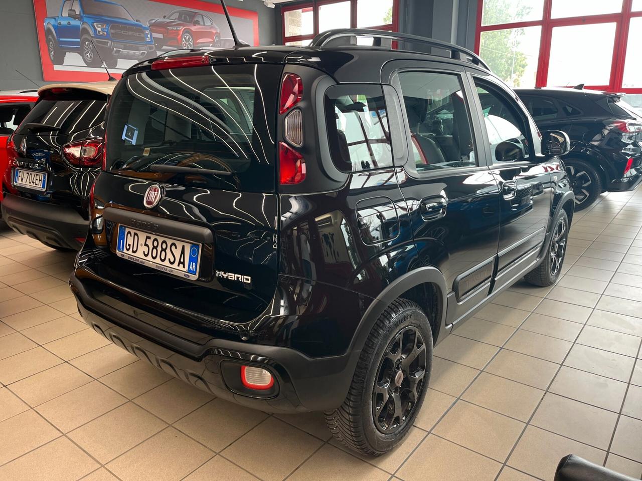 Fiat Panda 1.0 FireFly S&S Hybrid City Cross TRUSSARDI