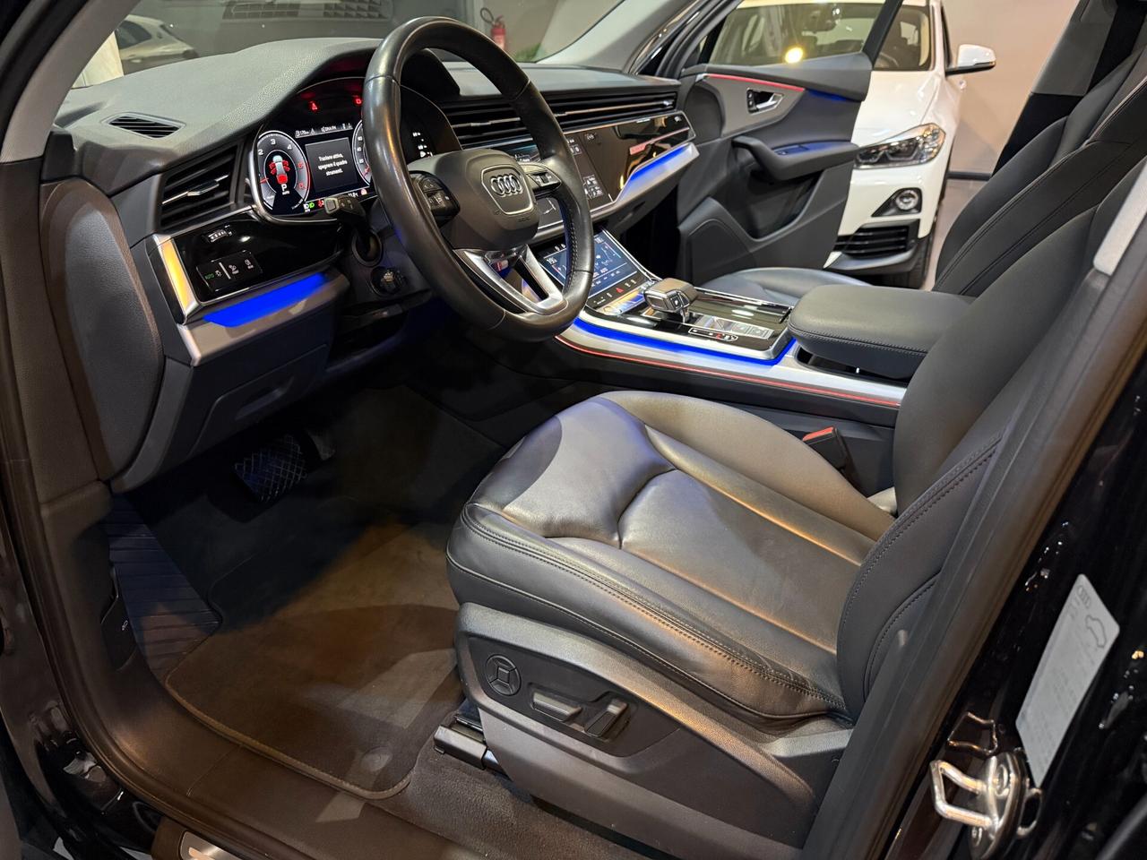 Audi Q7 Q5 Sportback 40 2.0 tdi mhev Business Advanced quattro s-tronic
