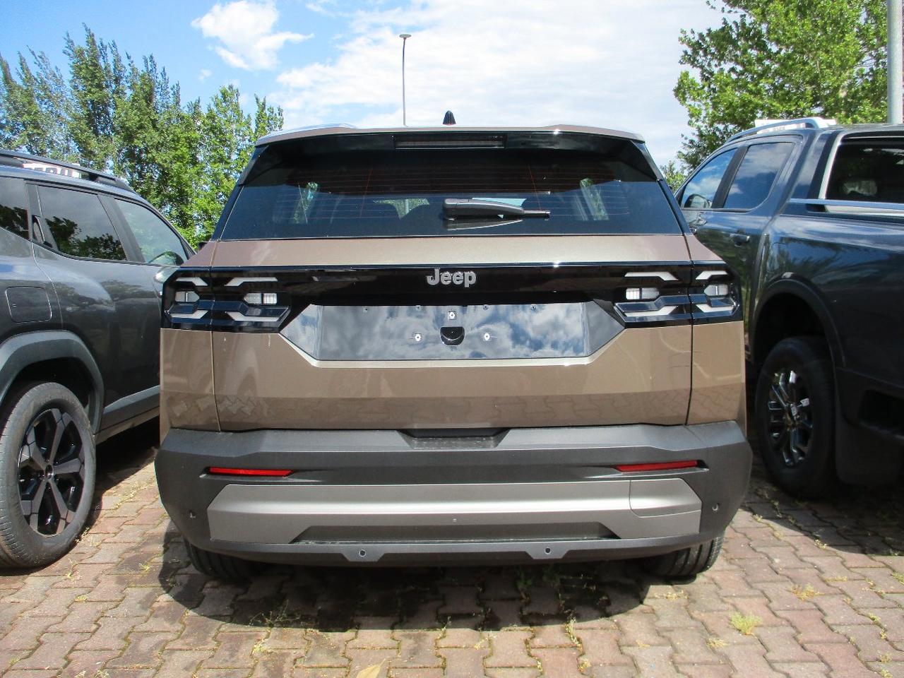 Jeep Compass 1.2 turbo e-hybrid mhev Altitude fwd 145cv edct6