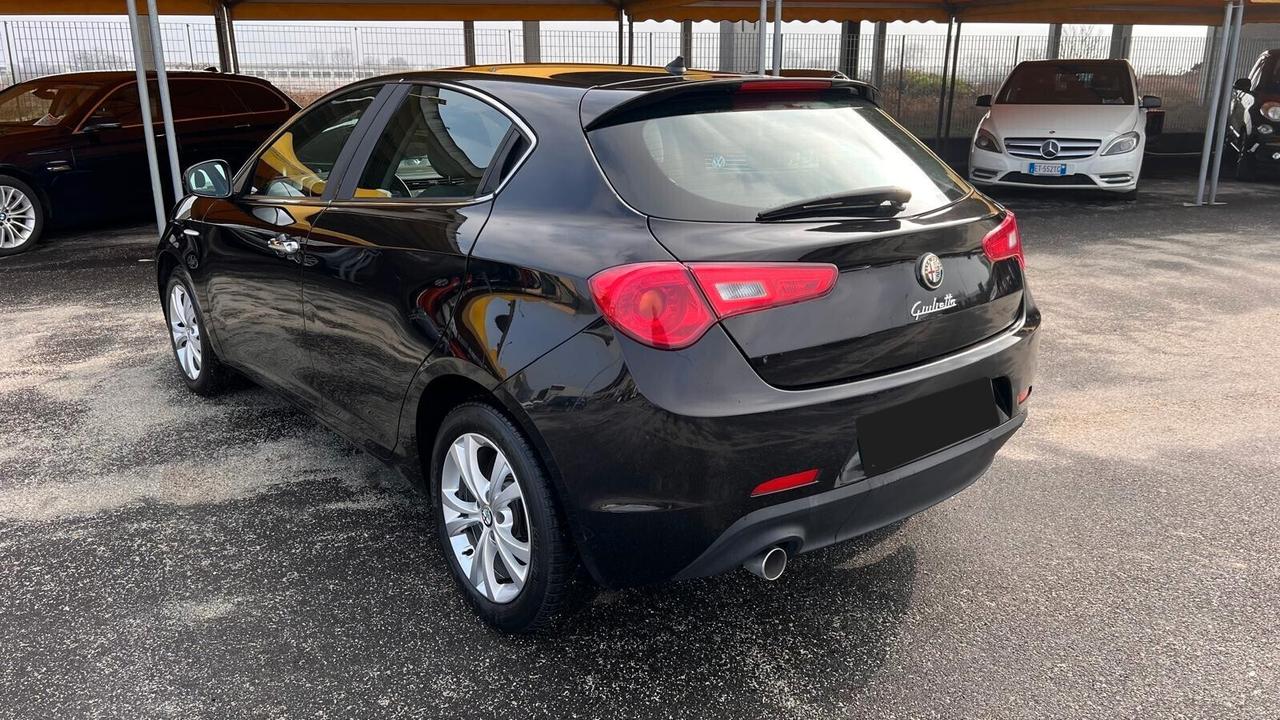 Alfa Romeo Giulietta 1.6 JTDm-2 105 CV Distinctive