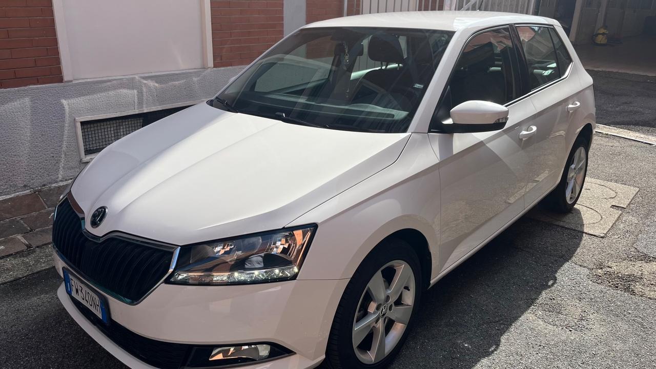Skoda Fabia 1.0 MPI 75 CV Design Edition