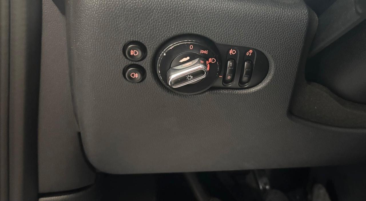 Mini One D 1.5 95 Cv anno 2015 con 217200 km OK NEOPATENTATI!