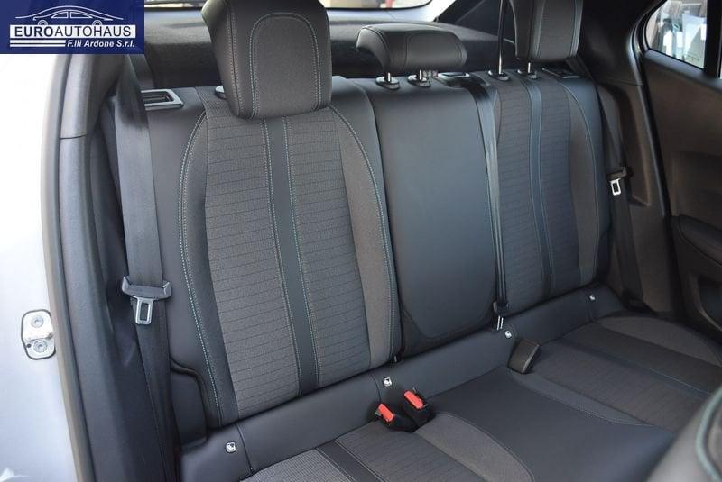 Peugeot 2008 BlueHDi 130 EAT8 Allure Pack S/S aut.
