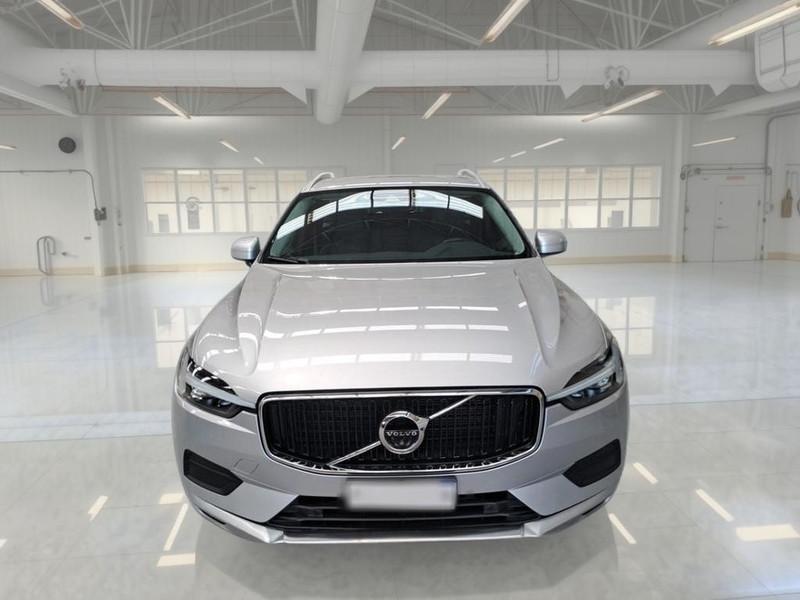 VOLVO XC60 B4 D AUTOMATICO MOMENTUM PRO SUV