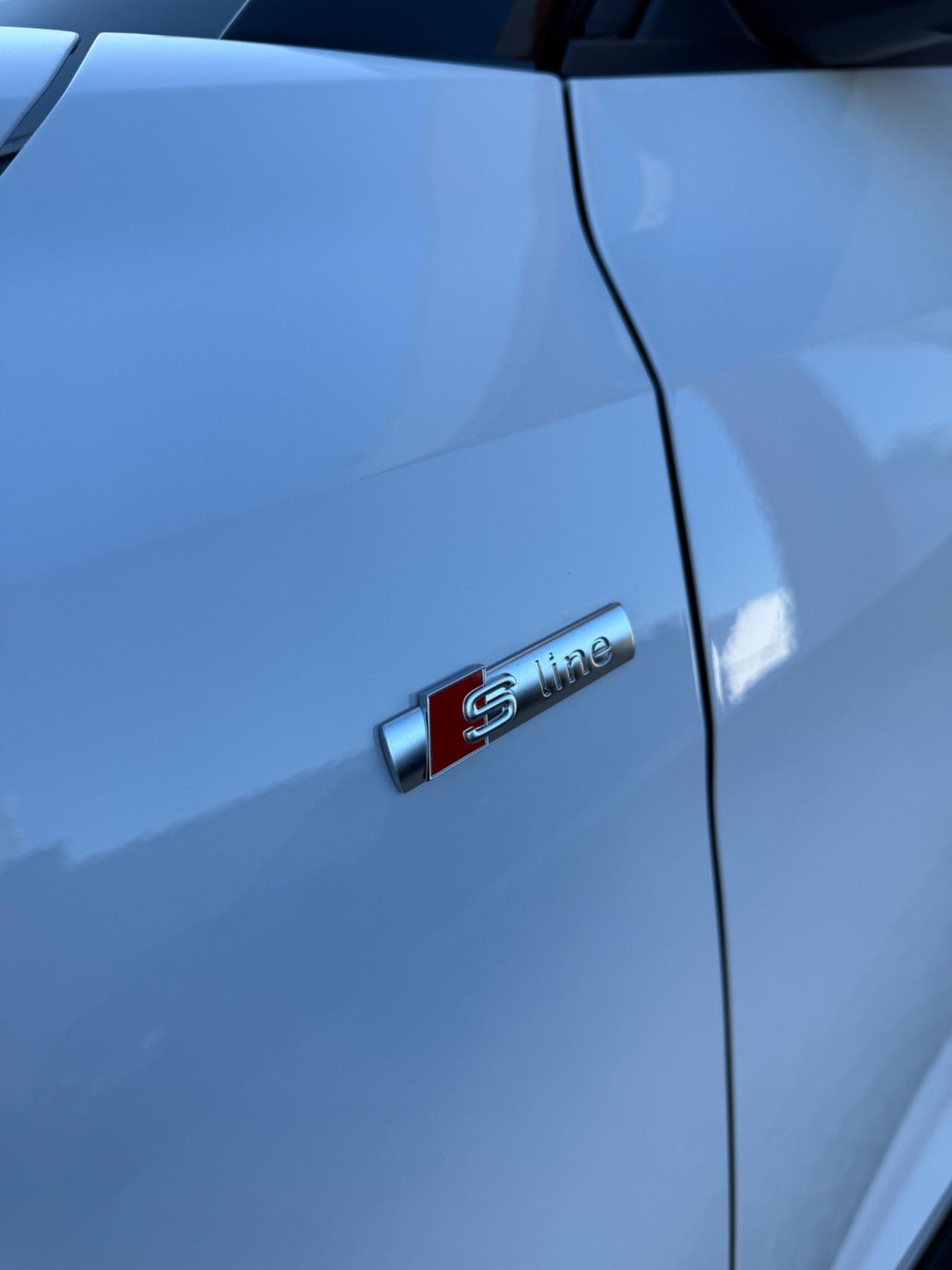 Audi A1 SPB 30 TFSI Identity Black Km 0