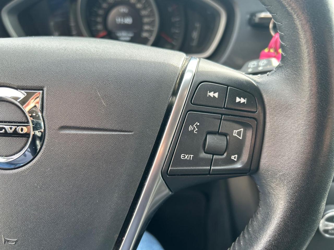 Volvo V40 kinetic 2.0 d2 #9224