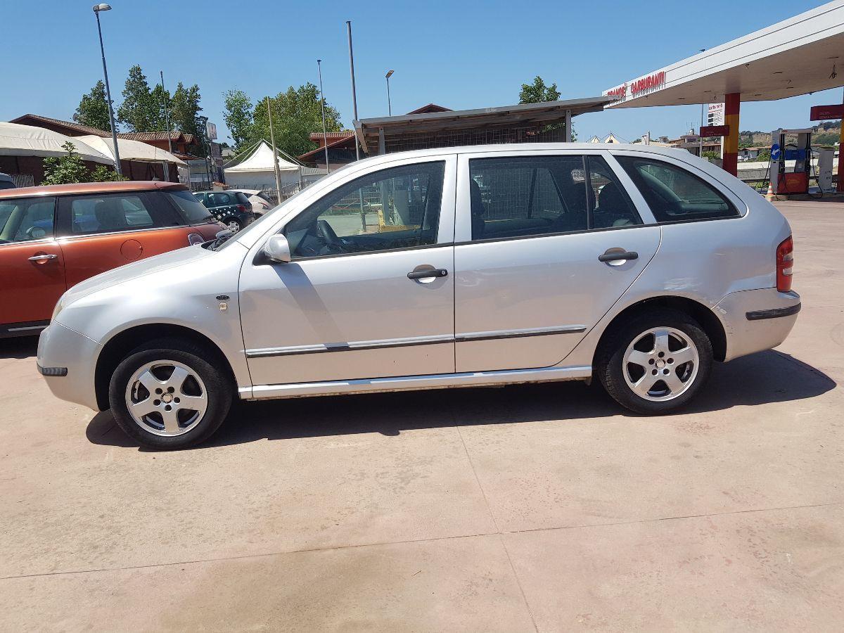 SKODA - Fabia Station Wagon - 16V/101 CV Wagon Elegance