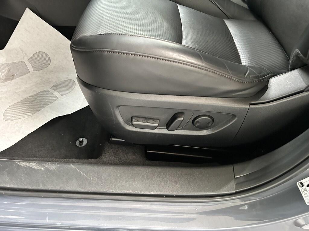 Mazda CX-30 2.0 Skyaticv-X M Hybrid Exclusive AWD 6MT