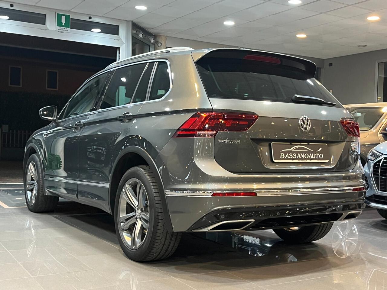 Volkswagen Tiguan 2.0 bitdi Executive R-Line 4motion 240cv dsg