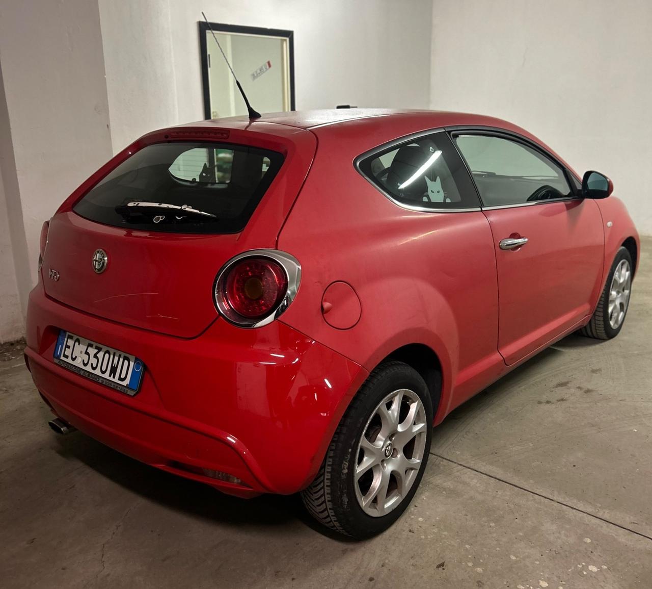 Alfa Romeo MiTo 1.6 JTDm 16V Distinctive Sport Pack