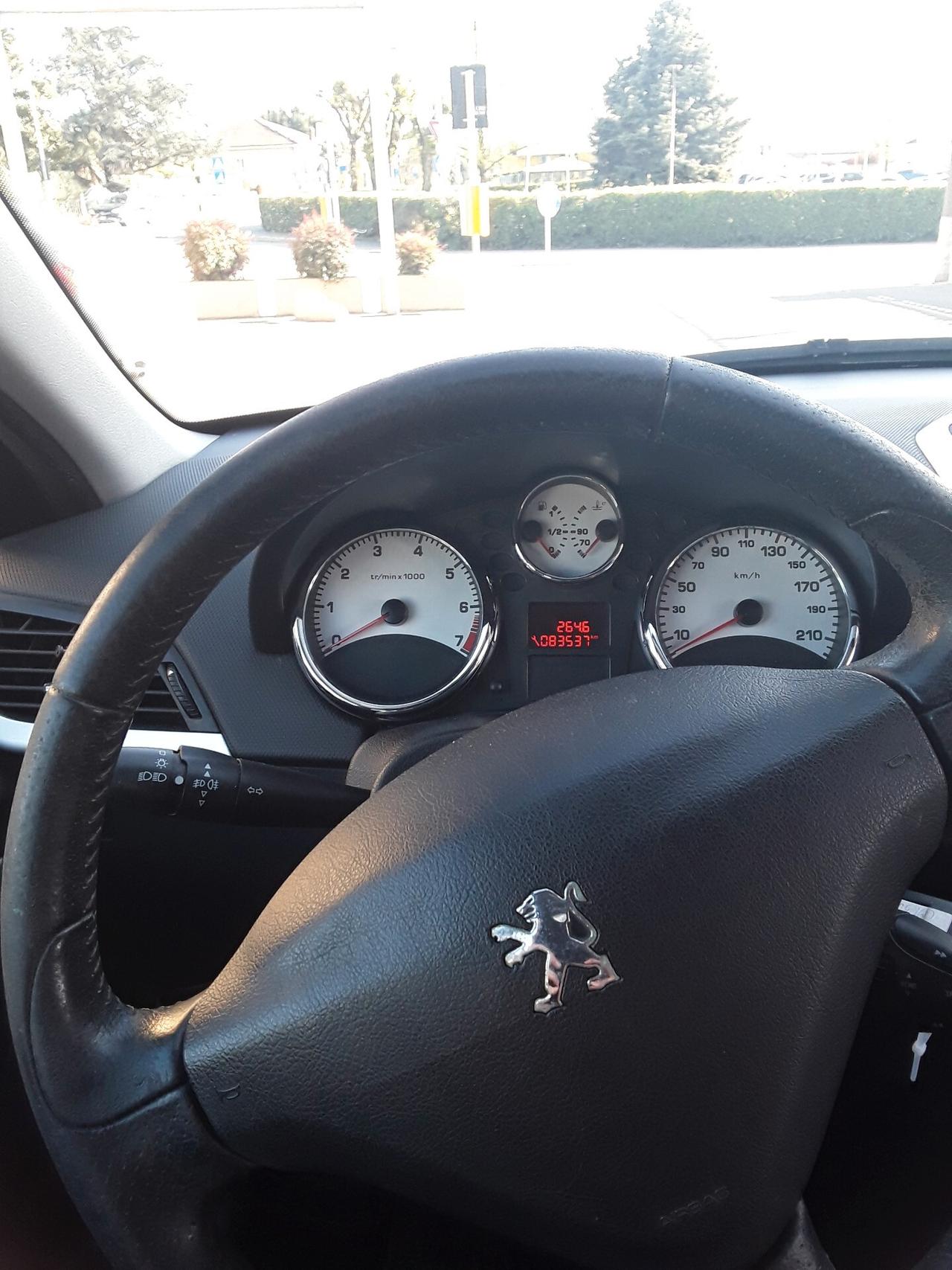 Peugeot 207 1.4 VTi 95CV 5p. Active