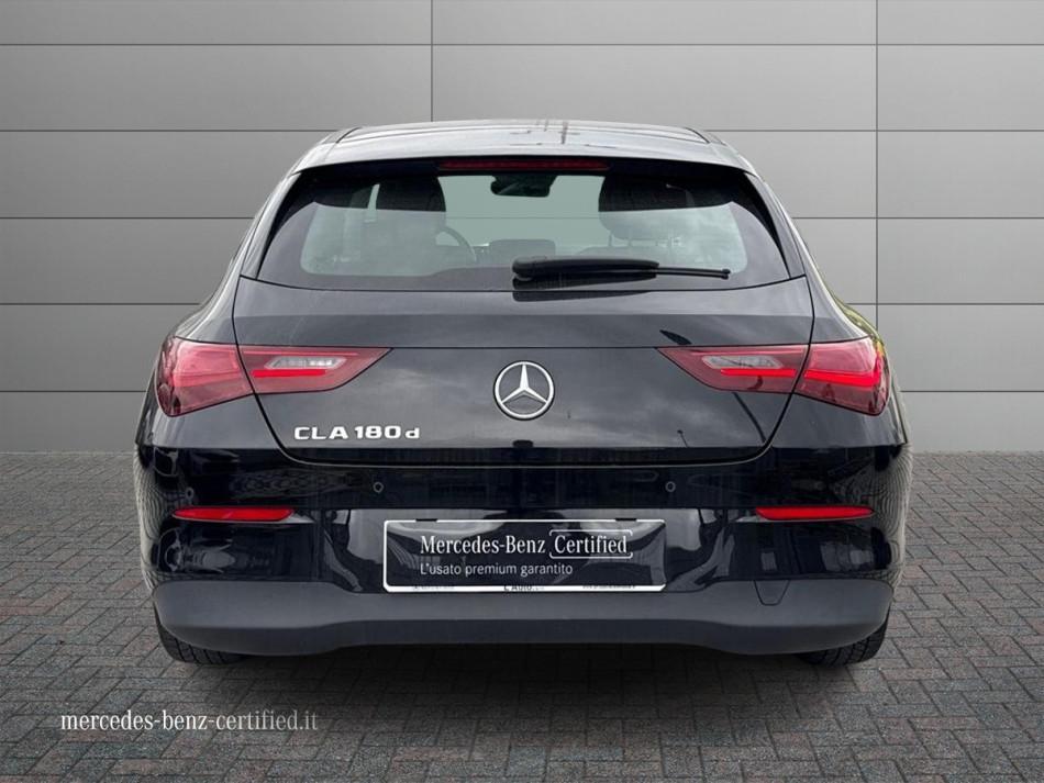 Mercedes CLA Shooting Brake 180 D Advanced 8G-DCT