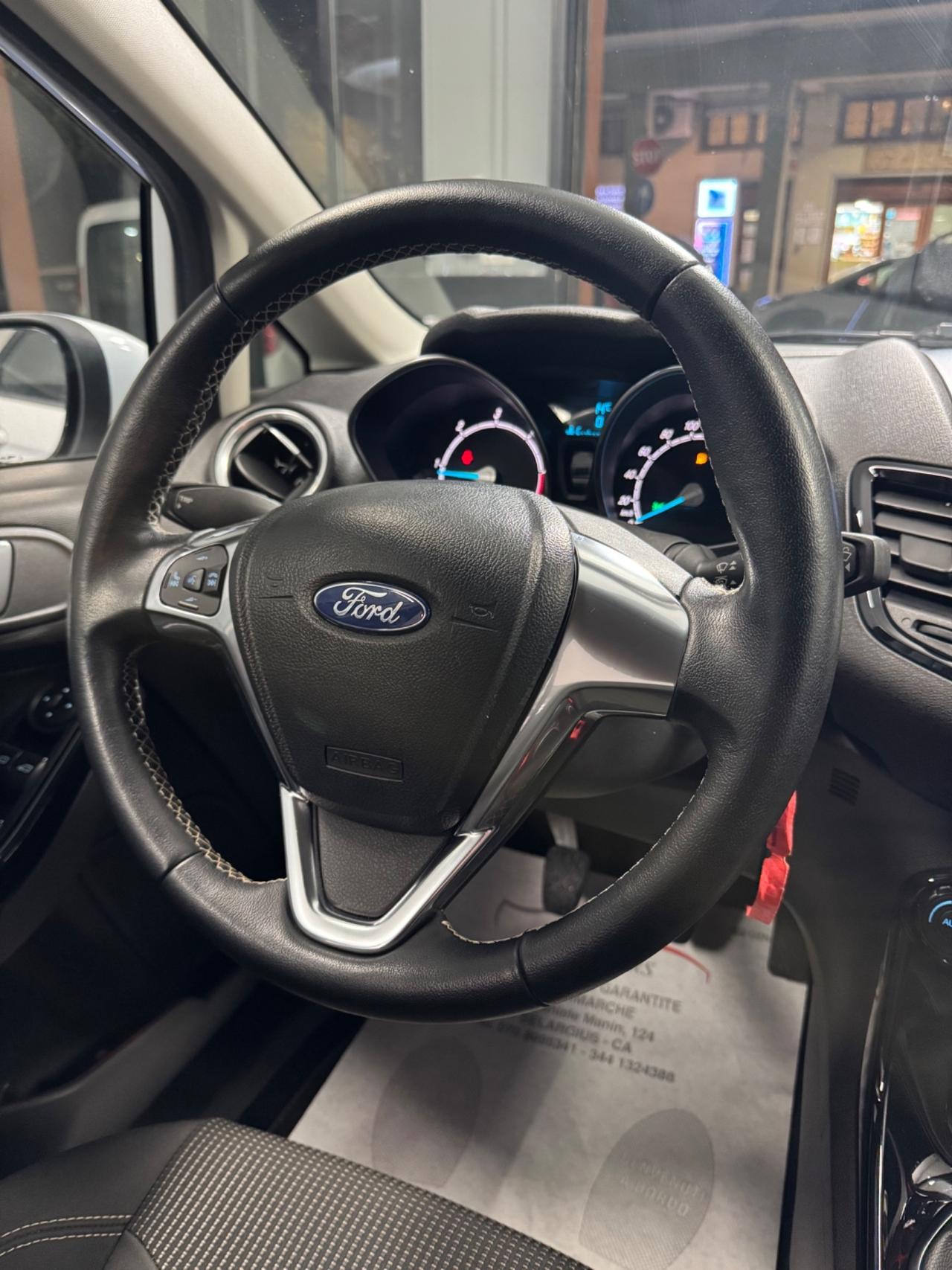 Ford Fiesta 1.5 TDCi 75CV 5 porte Titanium