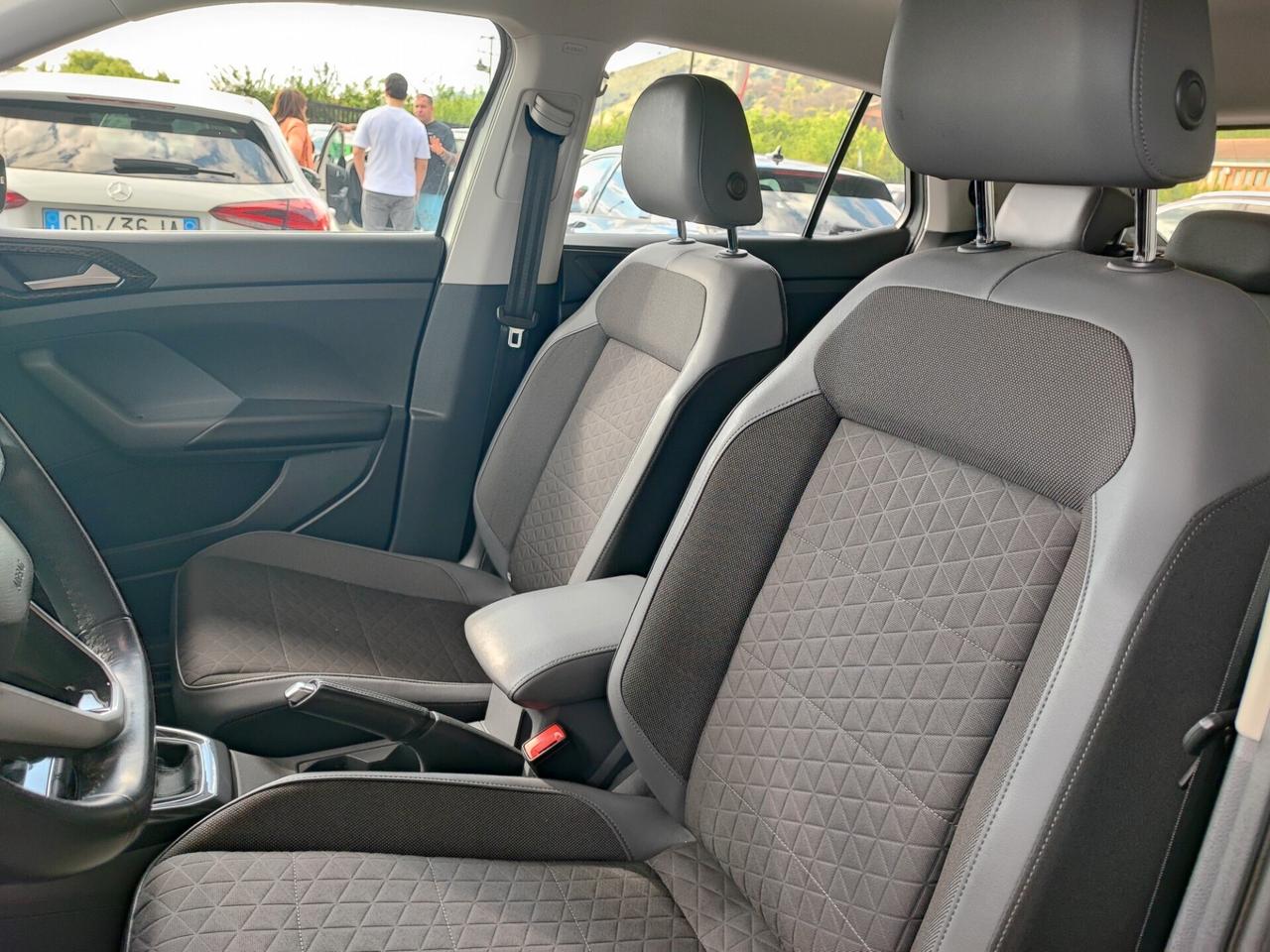 Volkswagen T-Cross 1.6 TDI DSG SCR Style BMT