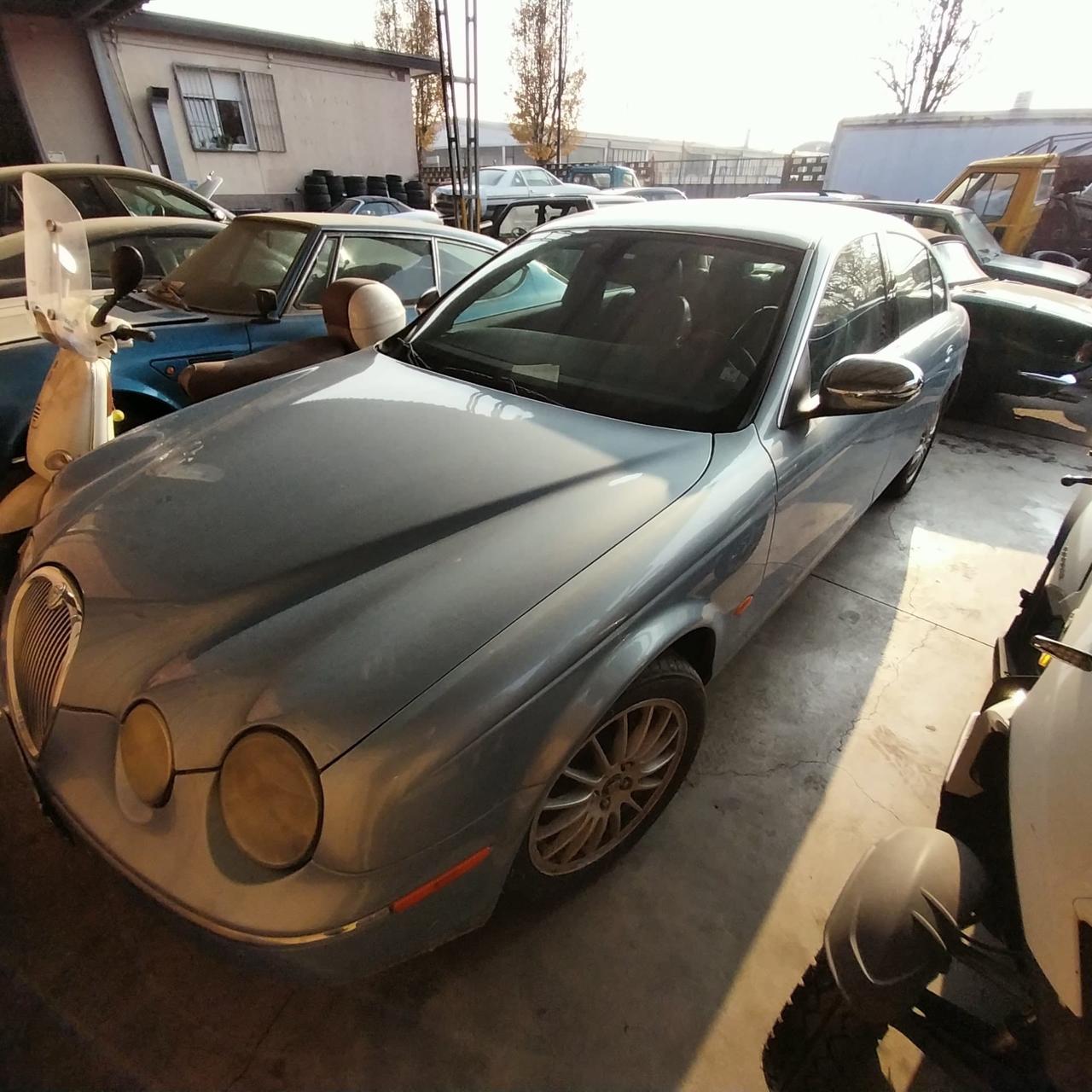 Jaguar S-Type (X207) 2.7 diesel V6 cat Exec.