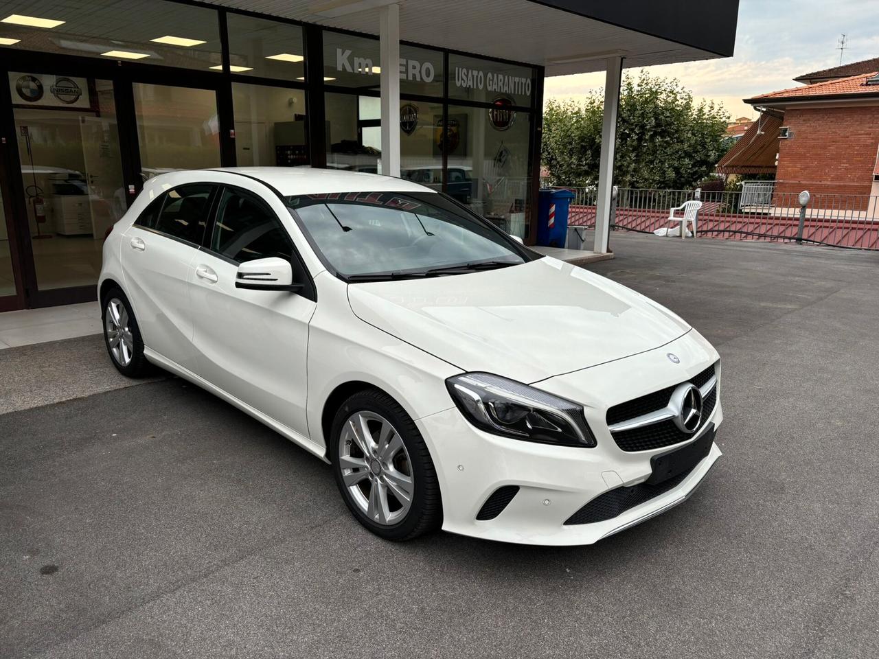 Mercedes-benz A 180 A 180 d Sport