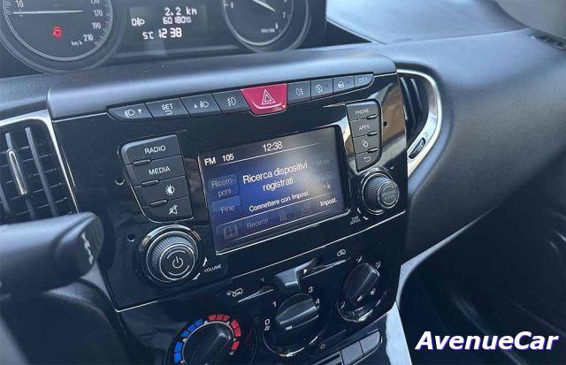 LANCIA Ypsilon 1.0 firefly hybrid Gold ADATTA A NEOPATENTATI