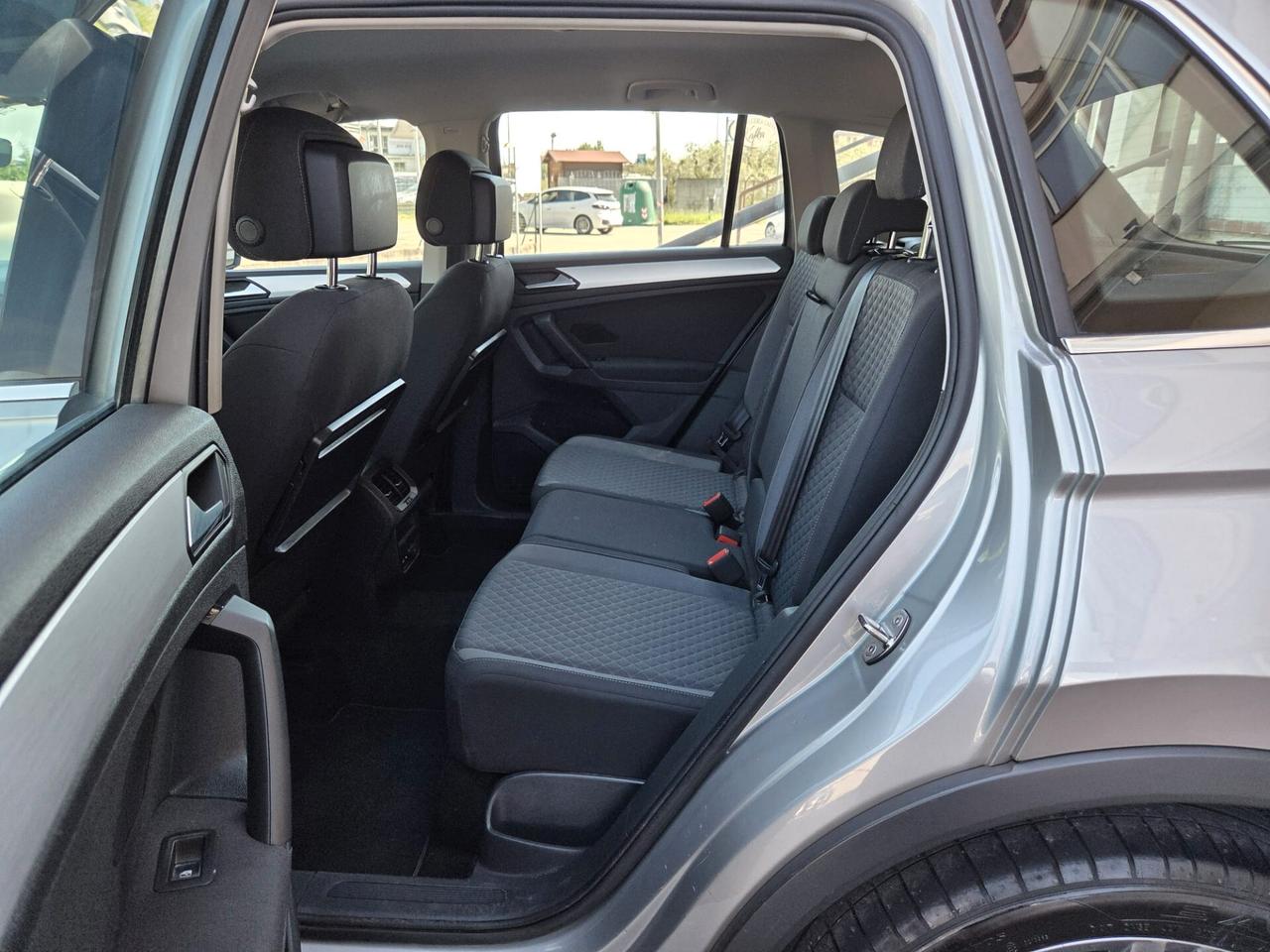 Volkswagen Tiguan 2.0 TDI SCR DSG 4MOTION Sport BMT