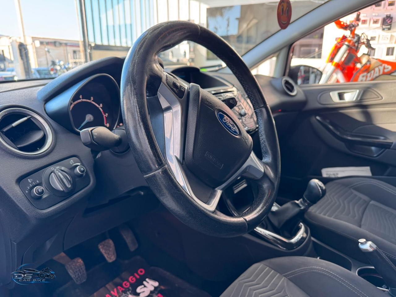Ford Fiesta 1.0 80CV 5 porte Titanium