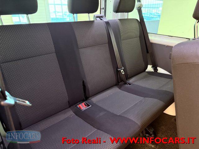 VOLKSWAGEN T6.1 Caravelle Kombi 2.0 TDI 110CV 9 posti