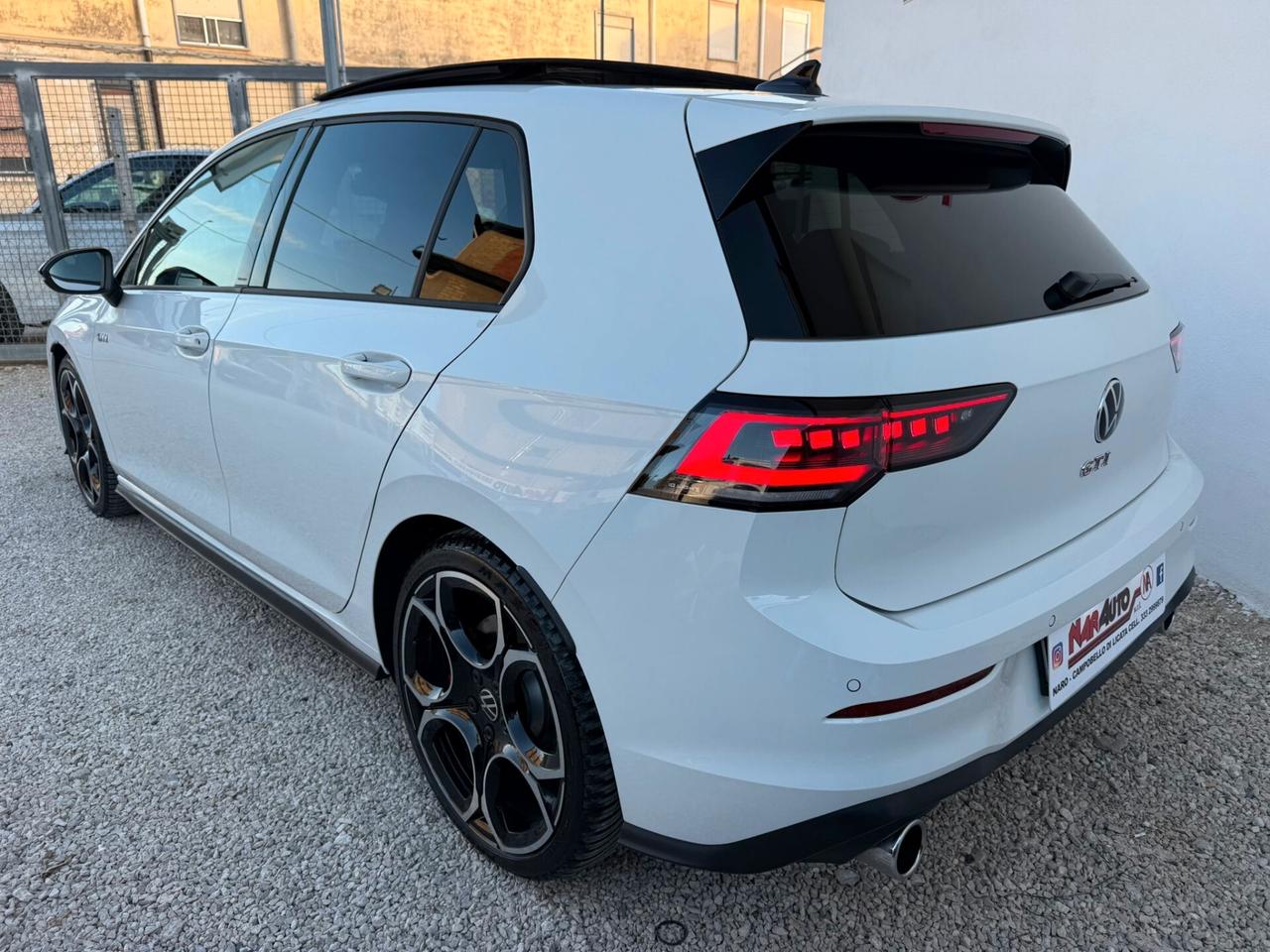 New Volkswagen Golf 8.5 GTI 2.0 TSI 265 CV