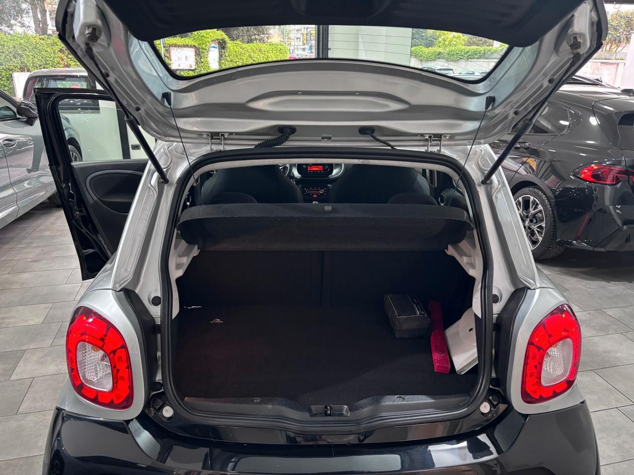 SMART FORFOUR 0.9 TWINAMIC TURBO PASSION TETTO-LED