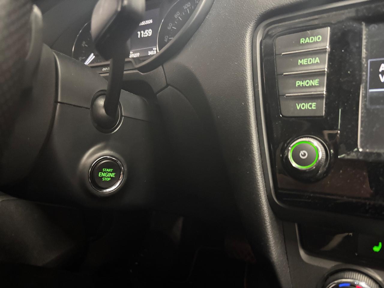 Skoda Octavia 1.4 TSI DSG FULL OPT. G-Tec