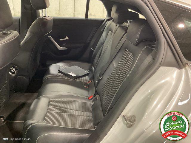 MERCEDES-BENZ CLA 180 d Aut. Shooting Brake *LED*TETTO*PELLE