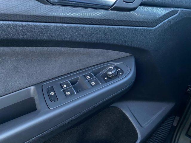 VOLKSWAGEN Golf GTI 2.0 8 MANUALE 19'' UNICO PROPRIETARIO