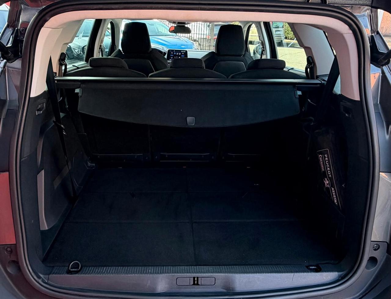 Peugeot 5008 BlueHDi 130 S&S EAT8 Allure