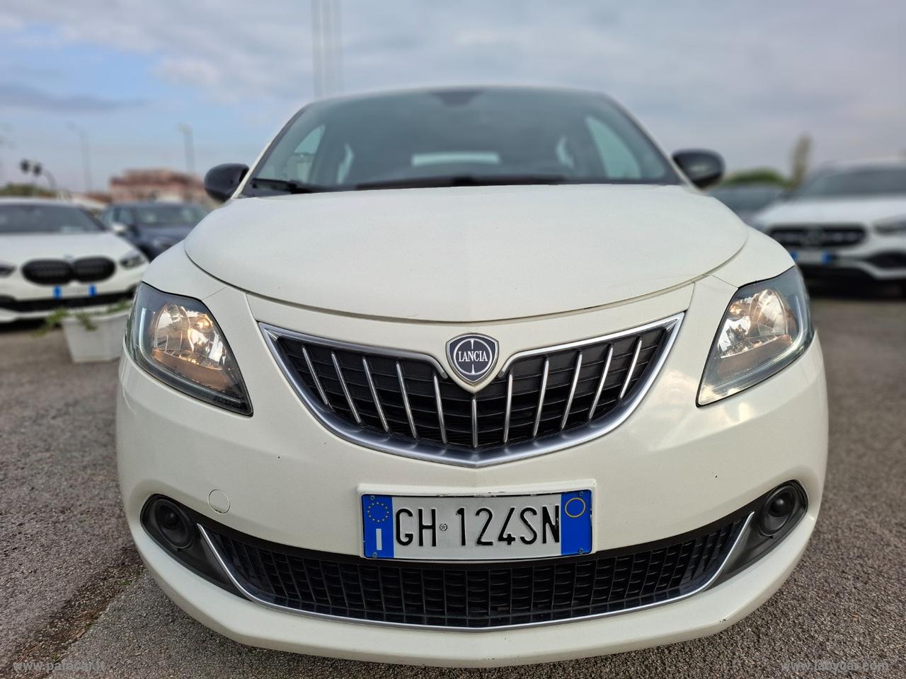 LANCIA Ypsilon 1.0 FireFly 5p.S&S Hybrid Silver